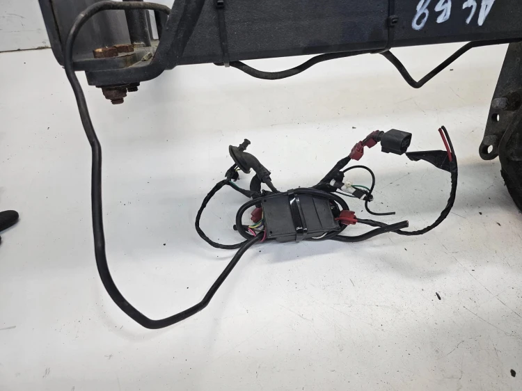 HAK HOLOWNICZY ODKRĘCANY AUDI A4 B8 A5 8T WITTER TOWBAR SYSTEM
