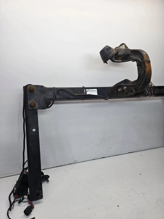 HAK HOLOWNICZY ODKRĘCANY AUDI A4 B8 A5 8T WITTER TOWBAR SYSTEM