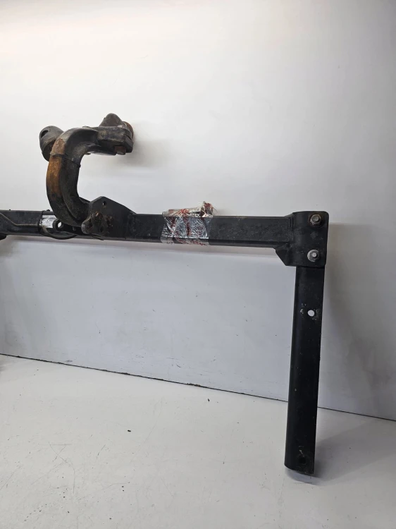 HAK HOLOWNICZY ODKRĘCANY AUDI A4 B8 A5 8T WITTER TOWBAR SYSTEM