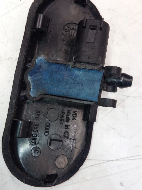 DYSZA SPRYSKIWACZA AUDI A3 8P LIFT 8P0955987C