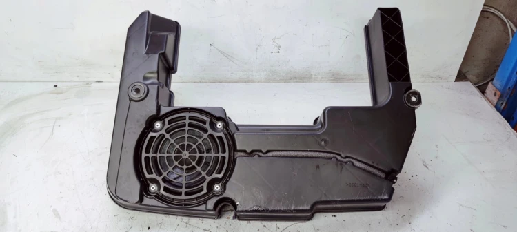 GŁOŚNIK SUBWOOFER TUBA AUDI A4 B8 AVANT 8K9035382A