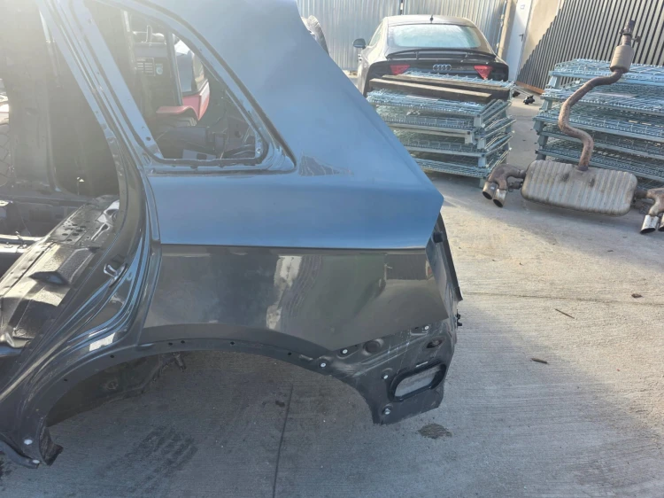 ĆWIARTKA BŁOTNIK PRÓG LEWY TYŁ AUDI Q5 FY 80A ORYGINAŁ !!! *1