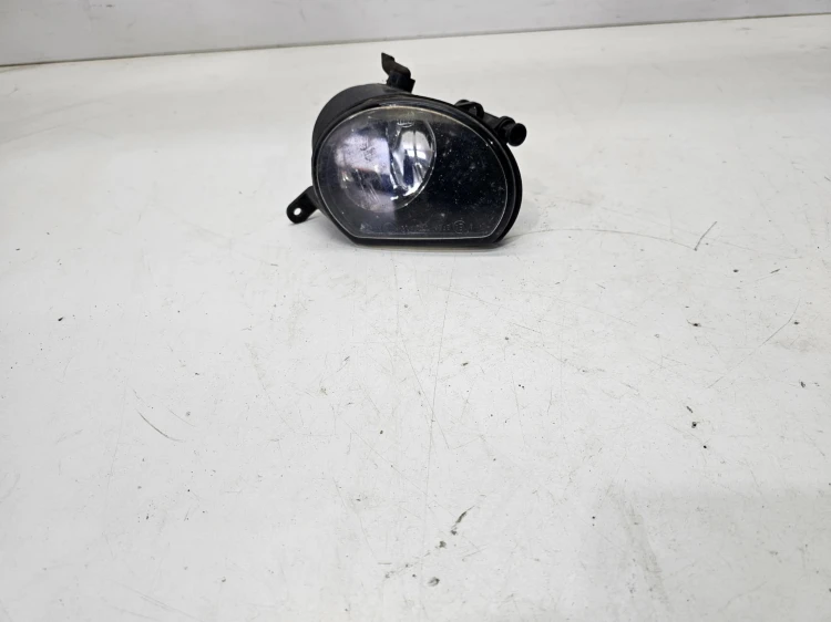 HALOGEN LAMPA PRZECIWMGIELNA LEWY PRZÓD AUDI Q7 4L LIFT S-LINE 4L0941699E
