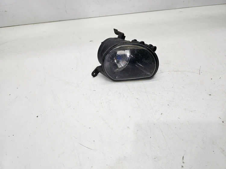 HALOGEN LAMPA PRZECIWMGIELNA LEWY PRZÓD AUDI Q7 4L LIFT S-LINE 4L0941699E