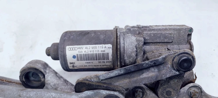 SILNICZEK WYCIERACZEK PRZÓD AUDI Q7 4L2955119A UK
