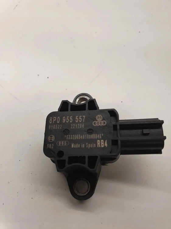 CZUJNIK UDERZENIOWY AUDI A4 B6 B7 A3 8P0955557