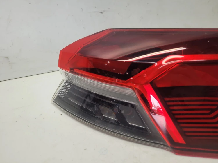 LAMPA PRAWY TYŁ LED HIGH EDITION AUDI Q4 E-TRON SPORTBACK 89A945092