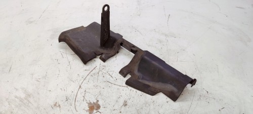 KIEROWNICA POWIETRZA LEWA AUDI A3 8P 8P0121283E