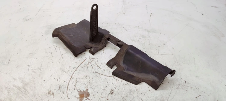 KIEROWNICA POWIETRZA LEWA AUDI A3 8P 8P0121283E