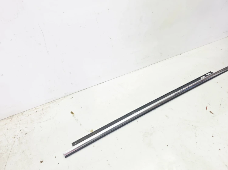 LISTWA CHROM DRZWI LEWY PRZÓD AUDI A5 8F CABRIO 8F0853283