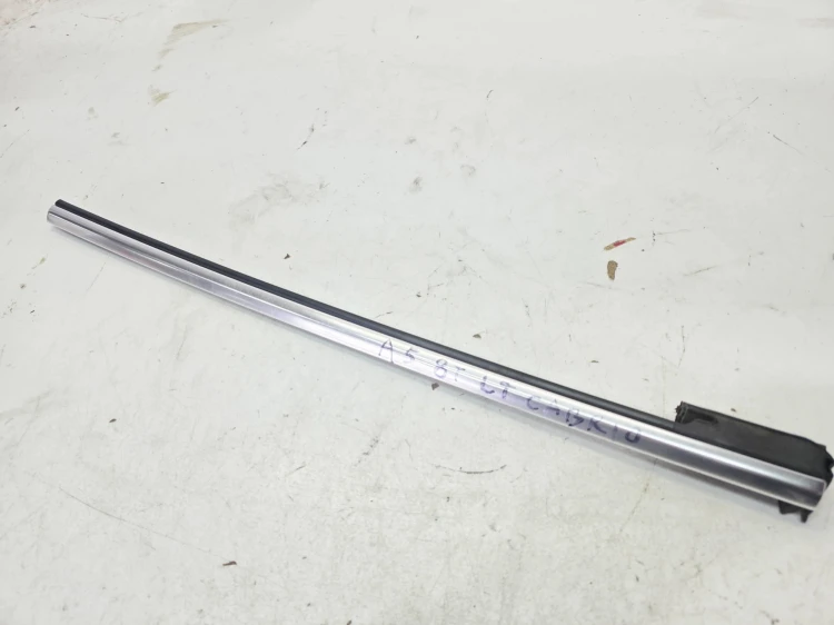 LISTWA CHROM DRZWI LEWY PRZÓD AUDI A5 8F CABRIO 8F0853283