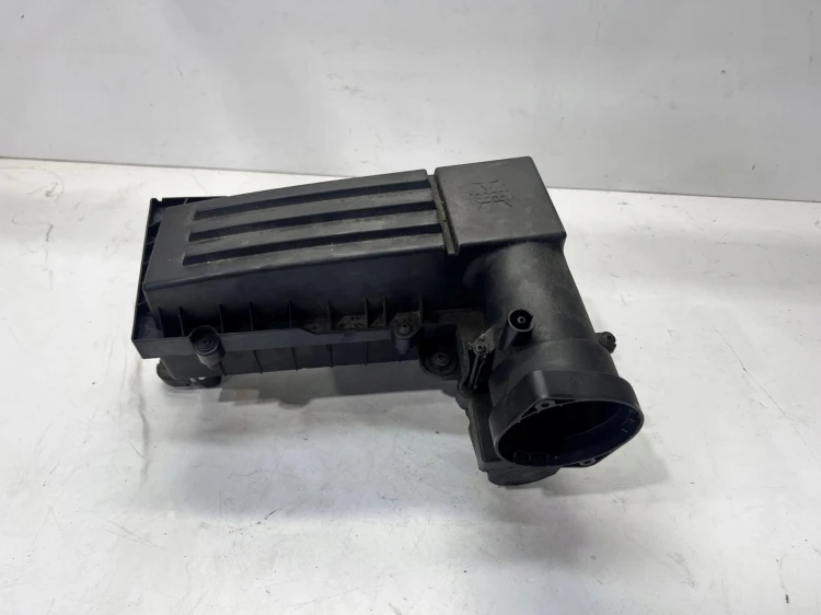 OBUDOWA FILTRA POWIETRZA AUDI VOLKSWAGEN SEAT SKODA 1K0129607S