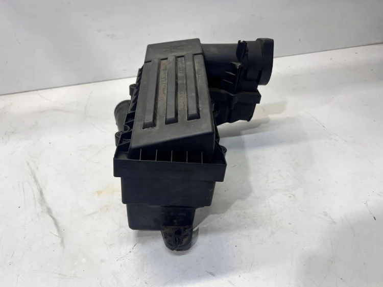OBUDOWA FILTRA POWIETRZA AUDI VOLKSWAGEN SEAT SKODA 1K0129607S