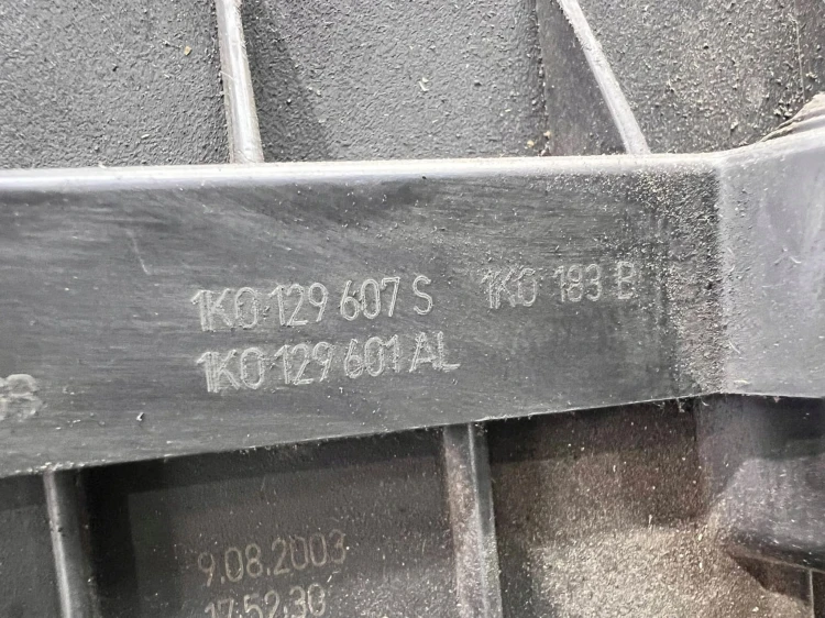OBUDOWA FILTRA POWIETRZA AUDI VOLKSWAGEN SEAT SKODA 1K0129607S