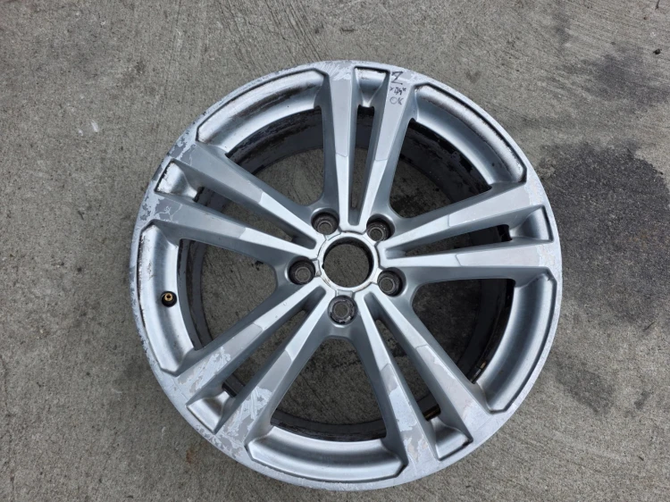 FELGA FELGI VW AUDI A3 A4 A6 ITP 7.5J R18 ET51 8V0601025BL / BJ Z*74* OK