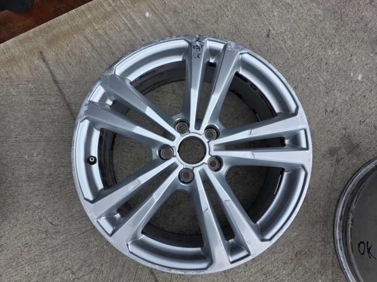 FELGA FELGI VW AUDI A3 A4 A6 ITP 7.5J R18 ET51 8V0601025BL / BJ Z*74* OK