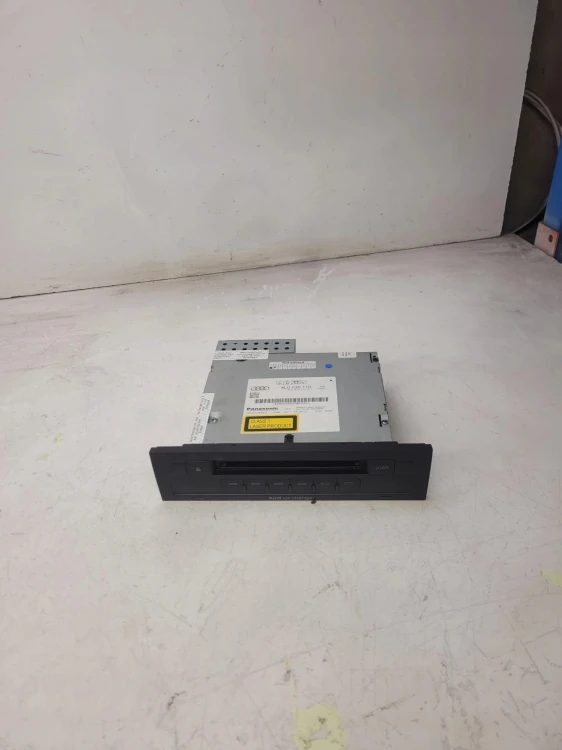 ZMIENIARKA CD AUDI Q7 4L 4L0035110 4L0910110A