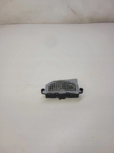 REZYSTOR OPORNIK DMUCHAWY AUDI A4 A5 Q5 8T0820521