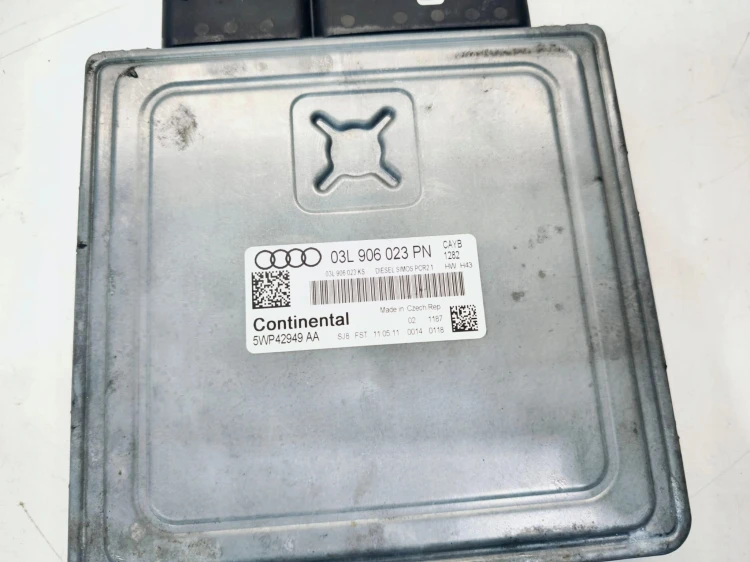 KOMPUTER STEROWNIK SILNIKA AUDI A1 8X A3 8P 1.6 TDI CAYC 03L906023PN