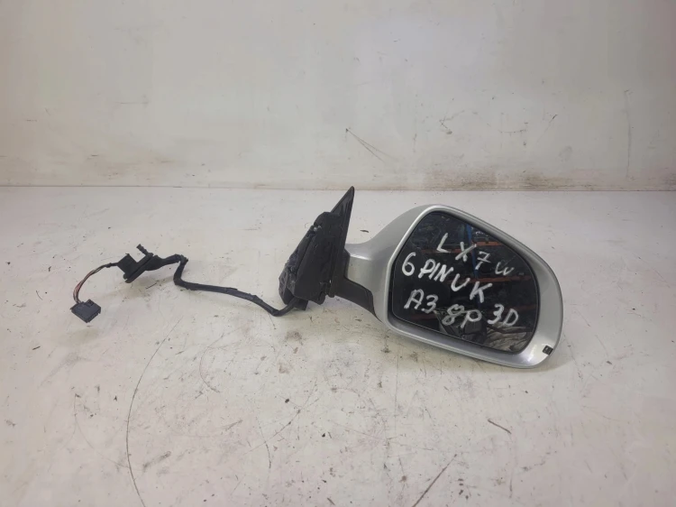 LUSTERKO PRAWY PRZÓD AUDI A3 8P3 LX7W 6 PIN UK 3D