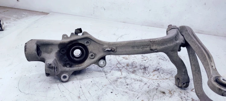 ZWROTNICA PRAWY PRZÓD AUDI A6 C6 4F0258 MAŁA