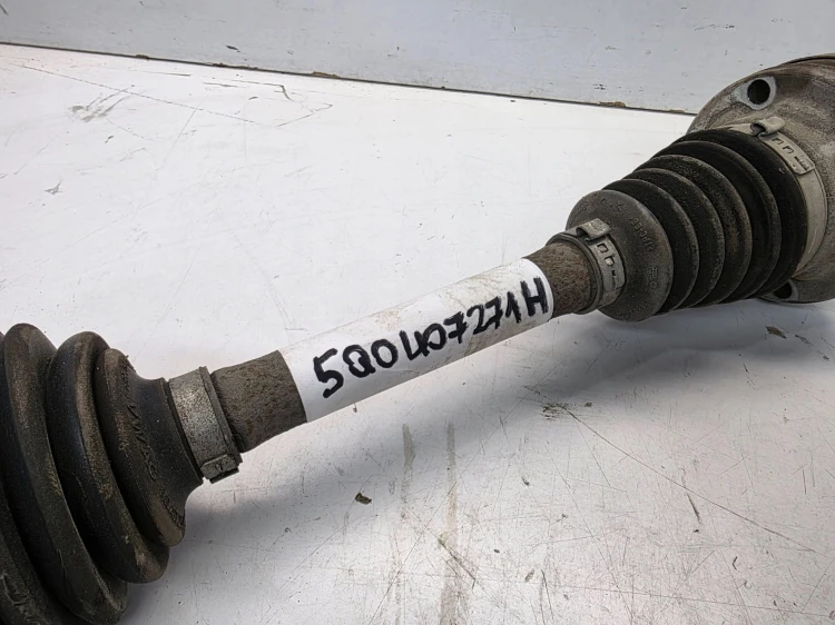 PÓŁOŚ LEWA KRÓTKA AUDI A3 8V VOLKSWAGEN SEAT SKODA 5Q0407271H