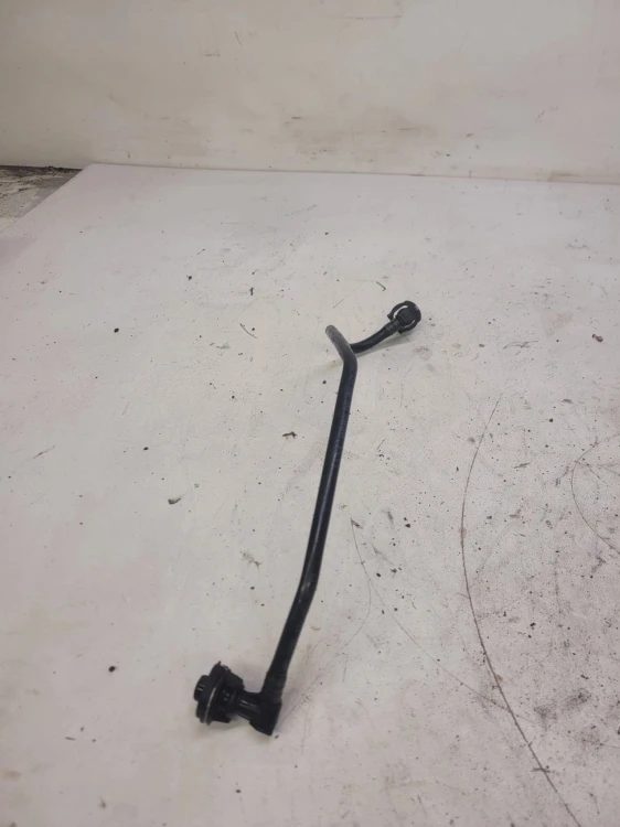 RURA PRZEWÓD WODY AUDI A4 B9 A5 8W0121081AK