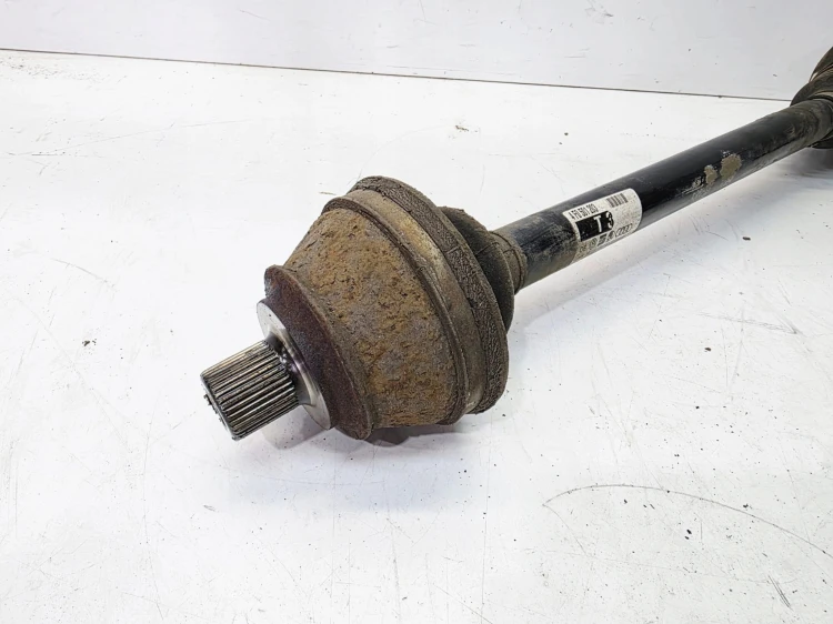 PÓŁOŚ LEWY LUB PRAWY TYŁ AUDI A6 C6 4F0501203