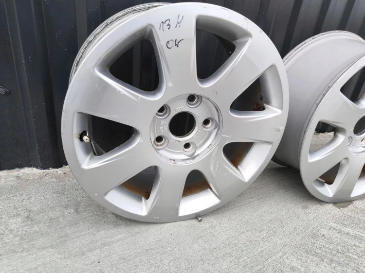 FELGA FELGI VW AUDI A3 A4 A6 ITP 7.0J R16 ET42 8H0601025E *13M*