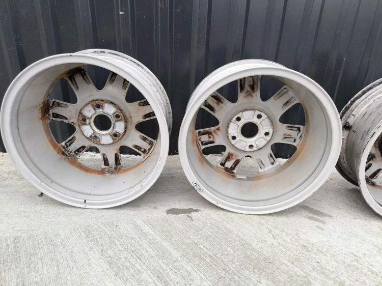 FELGA FELGI VW AUDI A3 A4 A6 ITP 7.0J R16 ET42 8H0601025E *13M*