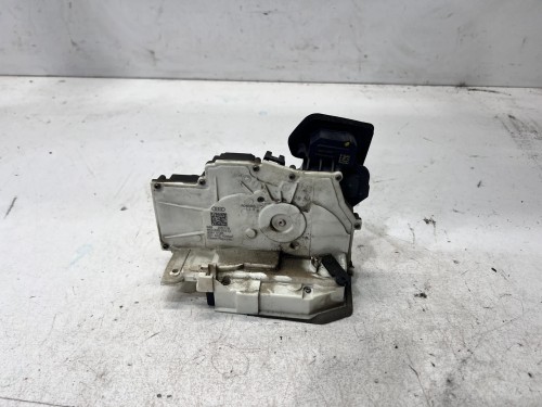 ZAMEK DRZWI LEWY TYŁ AUDI A6 C8 4K0839015Q 9 PIN