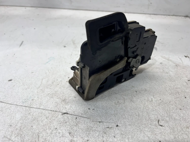 ZAMEK DRZWI LEWY TYŁ AUDI A6 C8 4K0839015Q 9 PIN