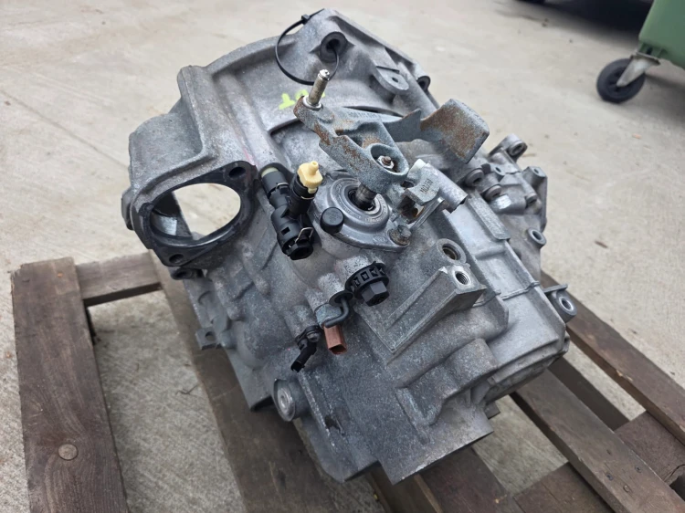 SKRZYNIA BIEGÓW AUDI VW SEAT SKODA MANUALNA 2.0 TDI PDT ORYGINAŁ !!!