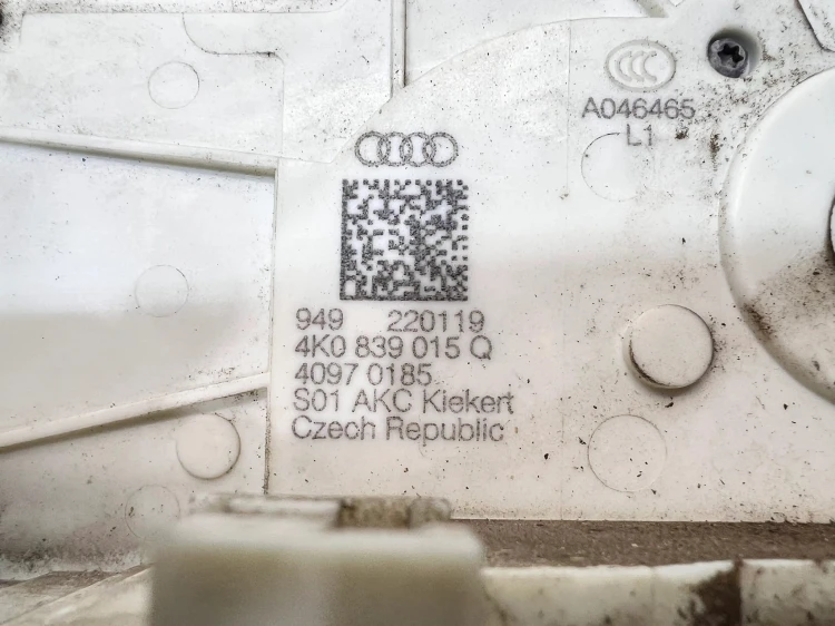 ZAMEK DRZWI LEWY TYŁ AUDI A6 C8 4K0839015Q 9 PIN