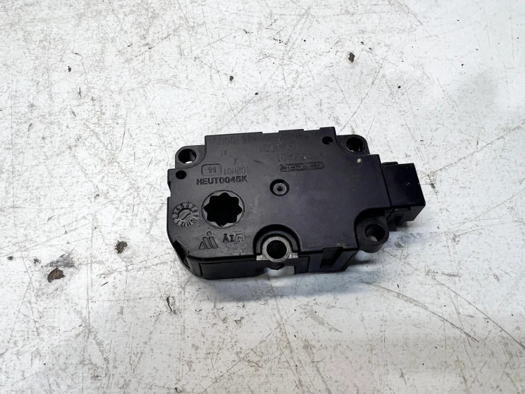 SILNICZEK NAGRZEWNICY AUDI A4 B9 A5 8W K11188A01