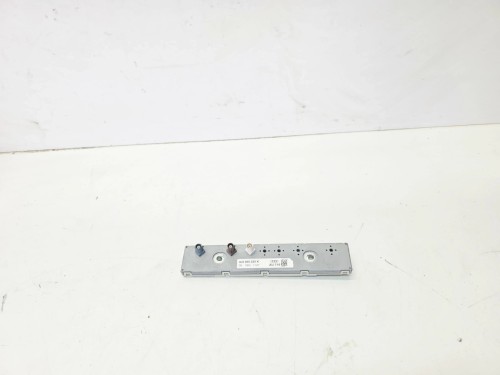 WZMACNIACZ ANTENOWY AUDI Q7 4L 4L0035225K