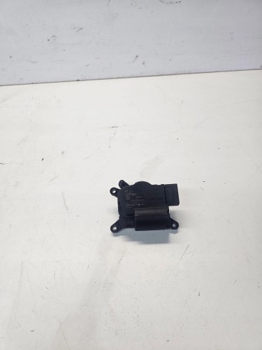 SILNICZEK NAGRZEWNICY AUDI Q7 4L VW 7L0907511AP