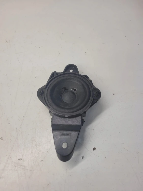 GŁOŚNIK BOSE SURROUND AUDI A7 A6 C7 4G9035402 BOSE