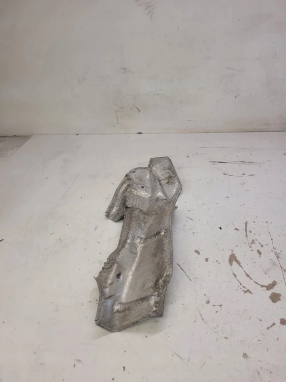 OSŁONA TERMICZNA LEWA AUDI A6 C7 4G0399299A
