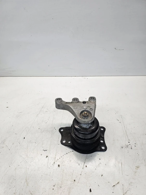 ŁAPA SILNIKA AUDI VW SKODA A1 8X VW 6Q0199262BD 6Q0199185AA