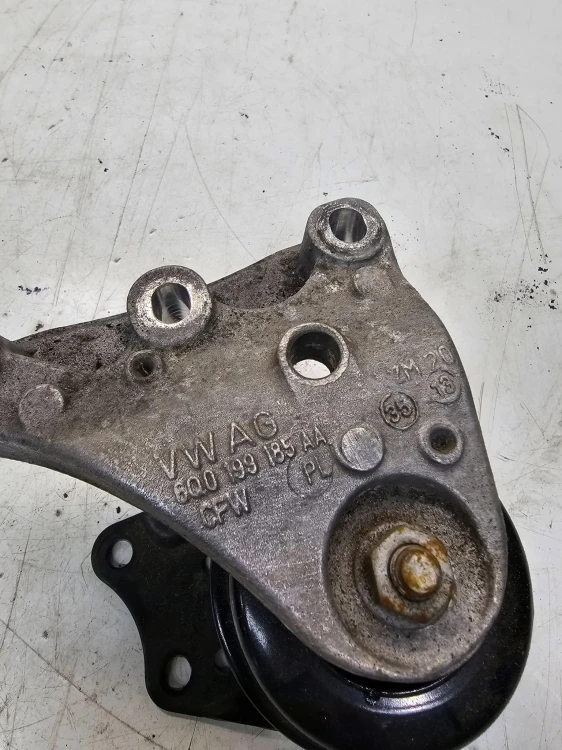 ŁAPA SILNIKA AUDI VW SKODA A1 8X VW 6Q0199262BD 6Q0199185AA