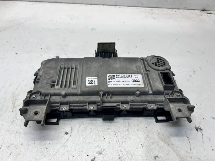 LICZNIK ZEGARY WYŚWIETLACZ AUDI Q4 E-TRON VIRTUAL 89A920725E