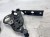 ZAWIAS MASKI PRAWY AUDI Q7 4M 4M0823302B