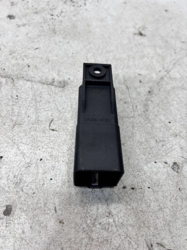 PRZEKAŹNIK ŚWIEC ŻAROWYCH AUDI VW SEAT 4M0907282A