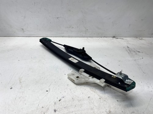 MECHANIZM SZYBY LEWY TYŁ AUDI A6 C8 4K0839461