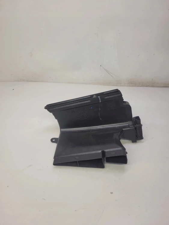 KANAŁ CIEPŁEGO POWIETRZA AUDI Q7 4L 7L0820352B