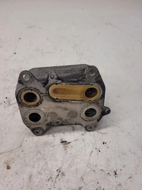 CHŁODNICA OLEJU AUDI VW SEAT 1.6 TDI 03L117021B