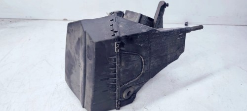 OBUDOWA FILTRA POWIETRZA AUDI A6 C6 4F0133835M