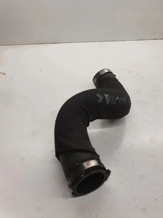 RURA WĄŻ INTERCOOLERA AUDI Q5 8R 8R0145737H