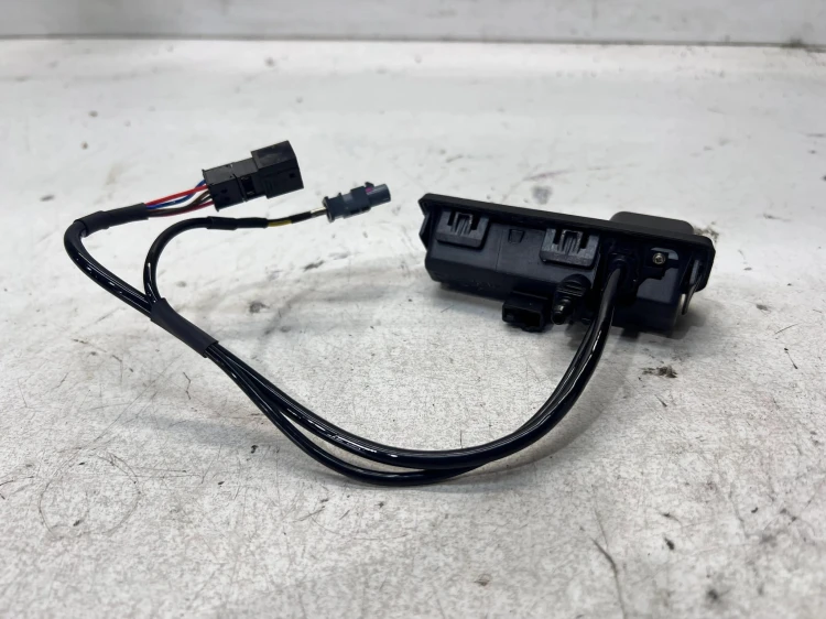 KAMERA COFANIA KLAMKA TYŁ AUDI A6 C8 760827566A